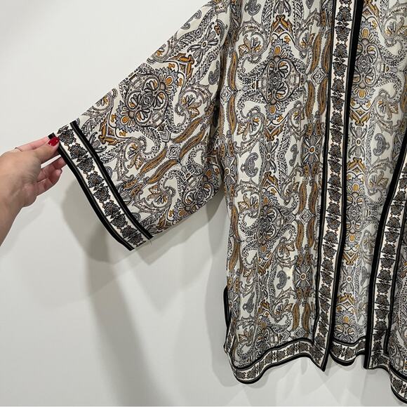 Max Studio Print Kimono - Picture 2 of 6